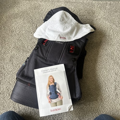 Baby bjorn carrier one - one, unisex